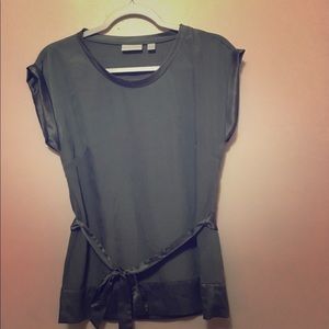 Gray nine west top